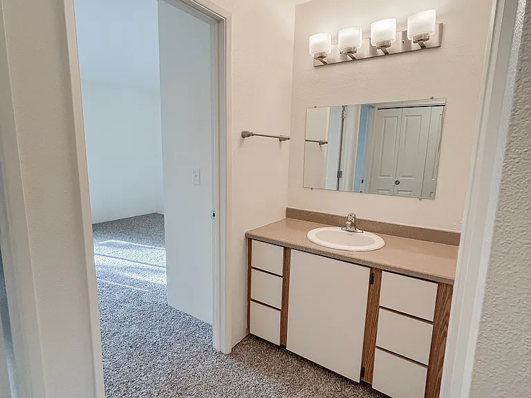 Stone Creek Apartments Beaverton — Photo 93
