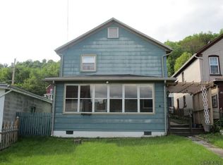 140 Jackson St, Conemaugh, PA 15909