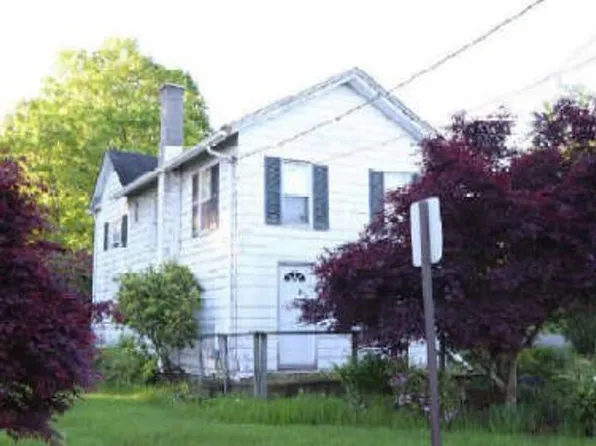 1016 Mountain View Dr, Lehman, PA 18627