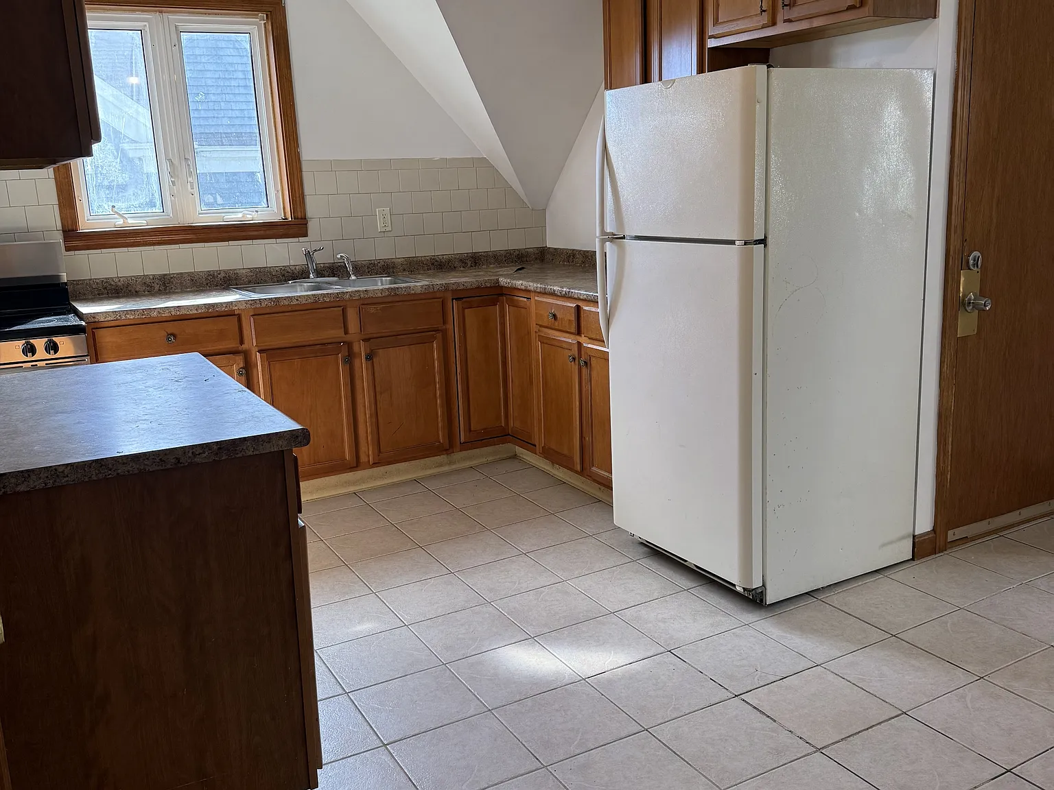 203-207 Middle Street Fall River - 3 — Photo 2