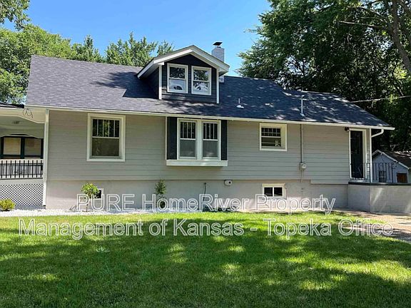 3rd image of 202 NW Story St