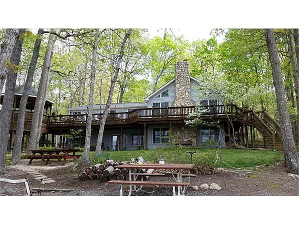 80 Greenview Cir photo 1