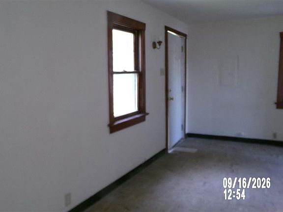 3rd image of 8 E C St