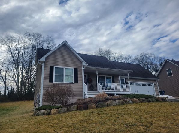 9 Victory Ln, Willimantic, CT 06226