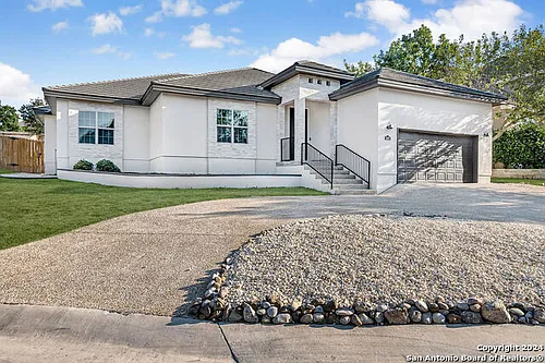 1303 Summerfield Photo 1