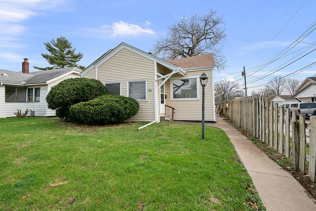 3516 18th Ave photo 1
