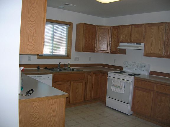2nd image of 2510 NW Ravenna Ct #A