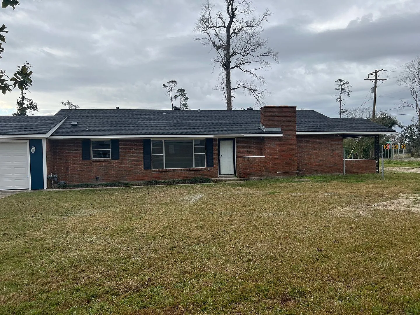 Home For Lease — Photo 2