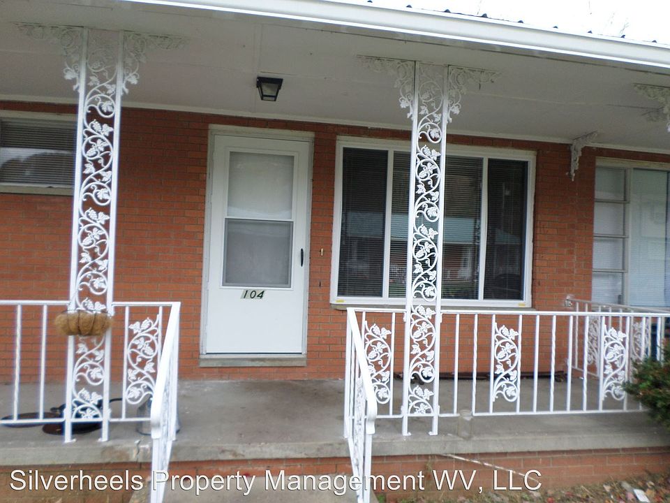1st image of 61 Palmer Dr APT 105
