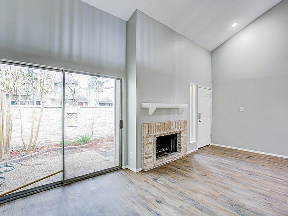2nd image of 7127 Brendam Ln