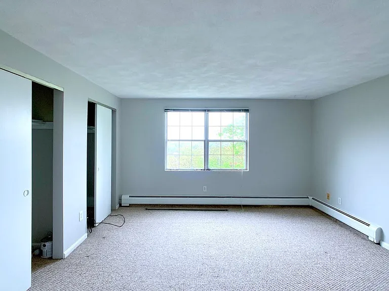 25 Columbia Ave #25 — Photo 17