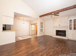 4002 High Ridge Cir, San Antonio, TX 78229
