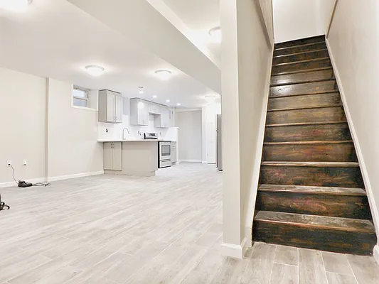 Rented by MAC Realty NY | media 18