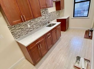 2550 30th Rd APT 1J, Astoria, NY 11102