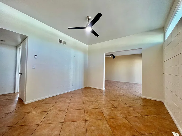 3663 E Paseo Barbara — Photo 9