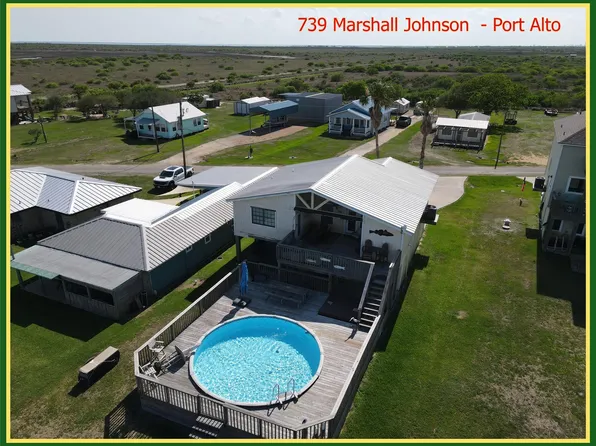 739 Marshall Johnson Ave S, Port Lavaca, TX 77979