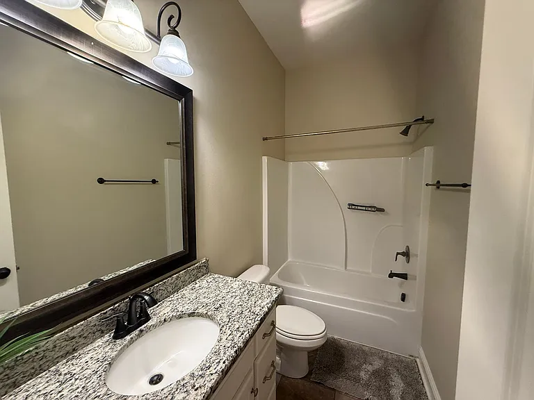 908 Lakehaven Dr — Photo 16