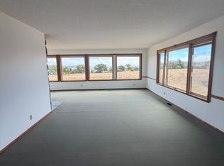 164 McNear Dr, San Rafael, CA 94901