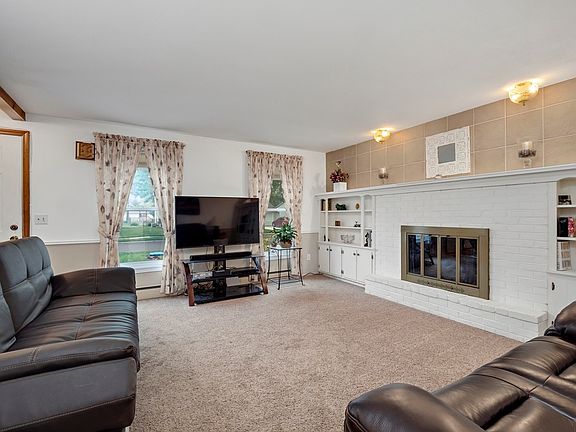 3rd image of 4028 Knightway Dr