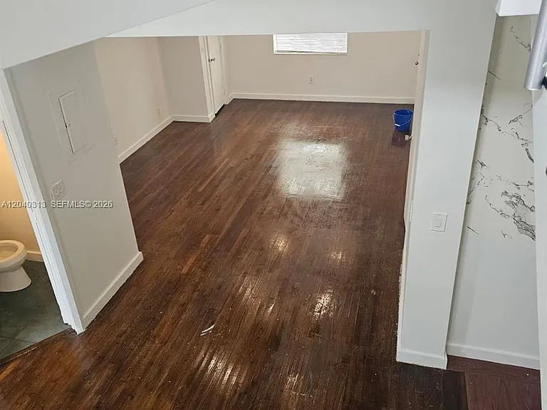 1614 Jefferson Ave #3 — Photo 8