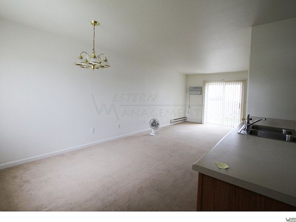 2nd image of 1502 38th St W Unit 11