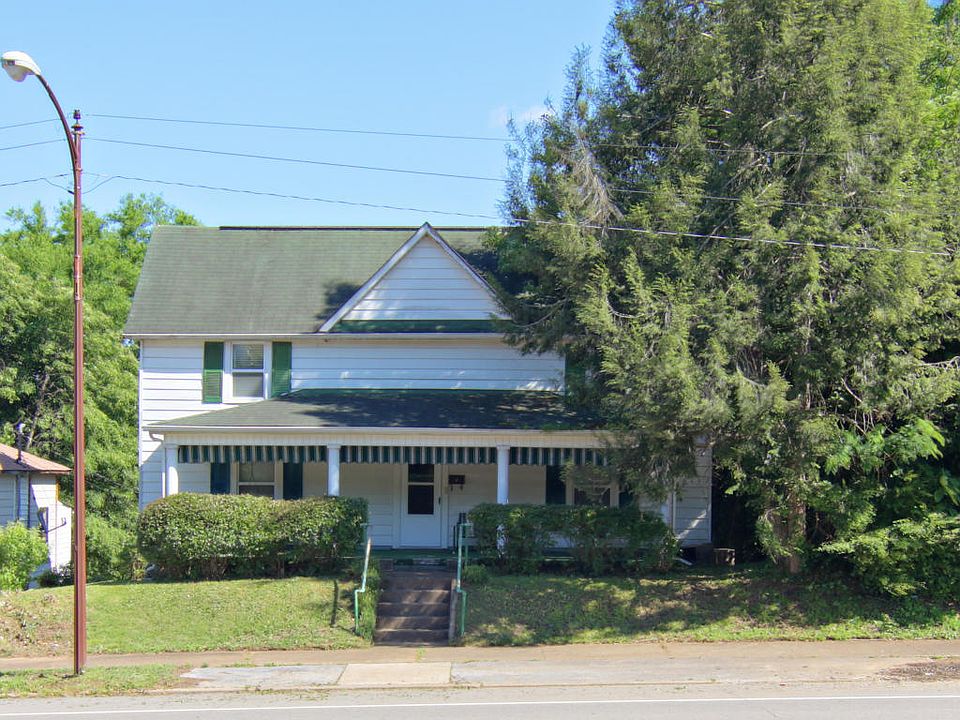 2nd image of 808 W Broadway St