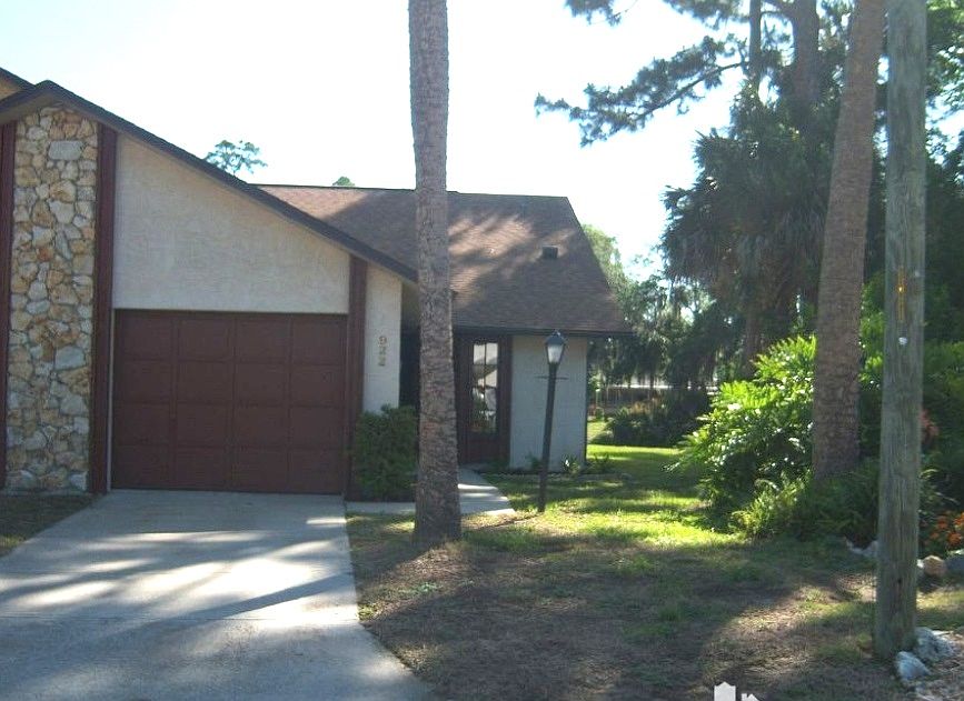 1st image of 922 Stonybrook Cir