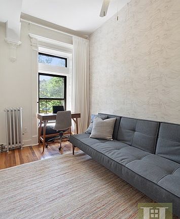 5th image of 1239 Dean St APT 2