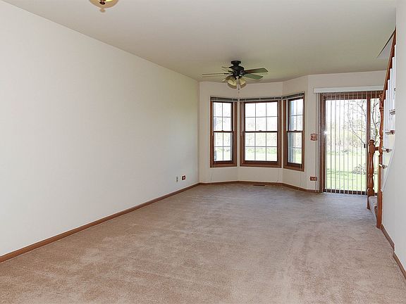 4th image of 506 Nicole Dr APT B
