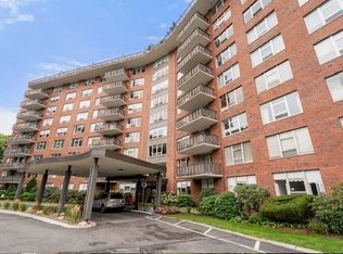 280 Boylston St APT 213, Newton, MA 02467