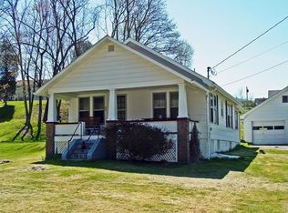 2414 Kings Creek Rd, Weirton, WV 26062