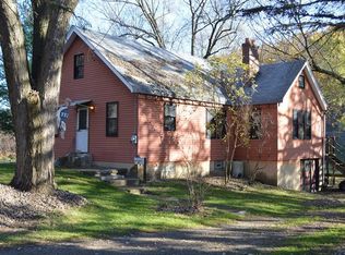 331 Five Acres Dr, Pittsburgh, PA 15238