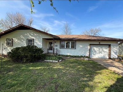 1123 Sunset Cir, Columbus, KS, 66725