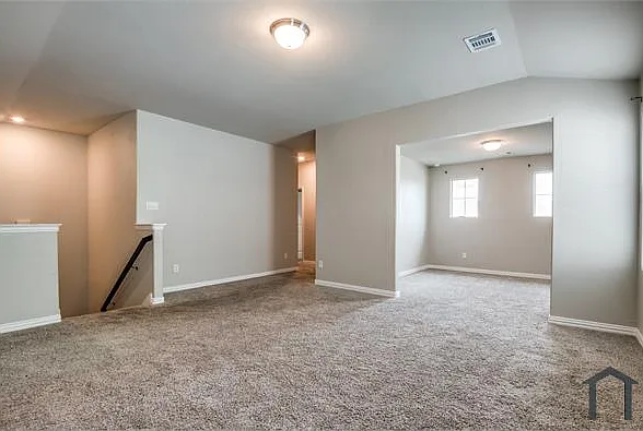 5219 Amistad Ave — Photo 35