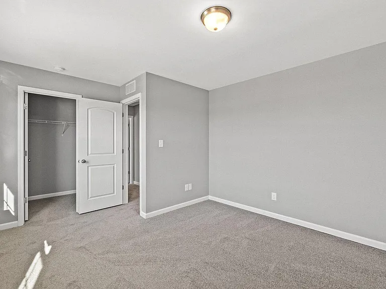 6068 Arbor Wds Way — Photo 28