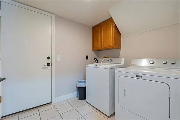 174 S Laguna Dr — Photo 39