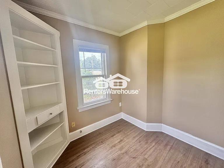 1685 Northwest Dr — Photo 7