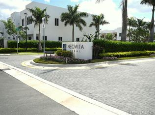 7210 NW 103rd Path, Doral, FL 33178