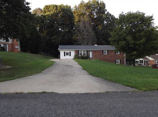 325 Southwood Dr, Kernersville, NC 27284