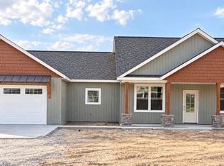 12405 Saddle Creek Ln, Carterville, IL 62918