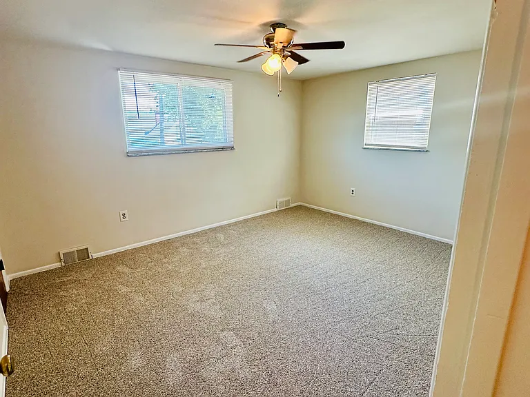 46 N Emily St #46 — Photo 8