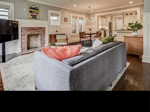 5th image of 5021 Vickery Blvd