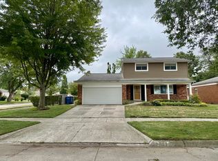 2218 Nancy Dr, Warren, MI 48092