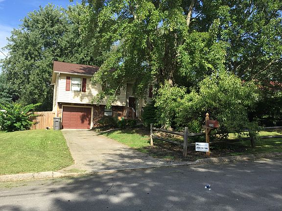2nd image of 3128 Valemont Dr