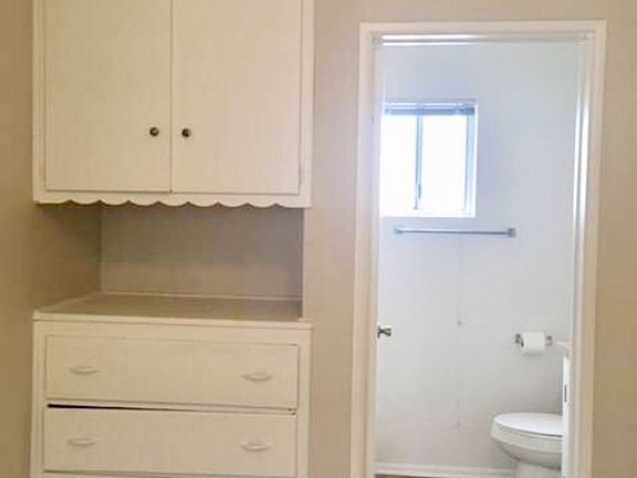 5th image of 445 Redondo Ave APT 7