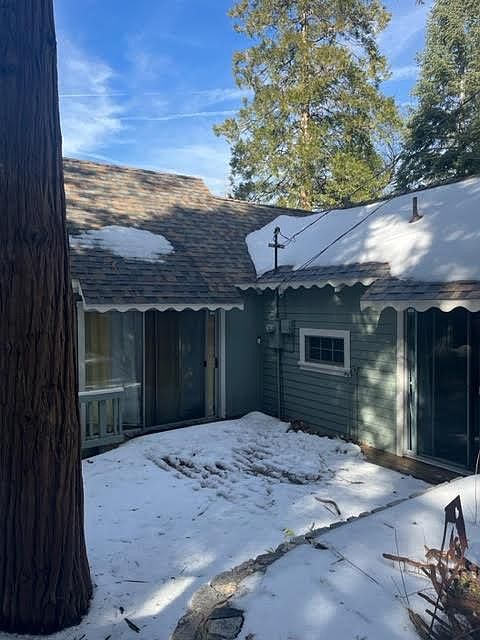 1st image of 26432 Lake Forest Dr
