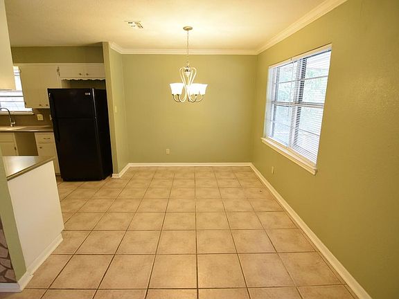 5th image of 517 E 27th Ave