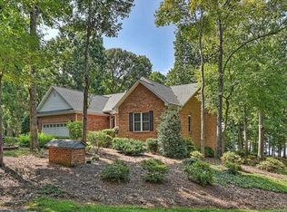 126 Allendale Cir, Troutman, NC 28166