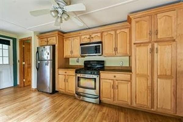 2nd image of 109 Hildreth St