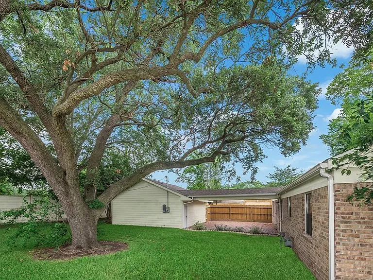 11038 Waxwing St — Photo 29
